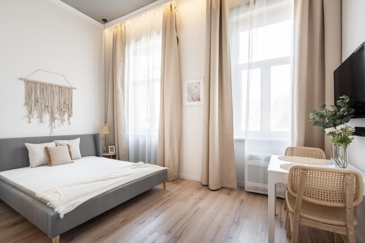 A62 - Akacfa Street Central Residence - Best Location By Bqa Budapest Exterior photo