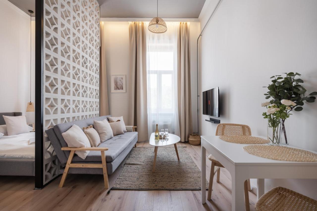 A62 - Akacfa Street Central Residence - Best Location By Bqa Budapest Exterior photo